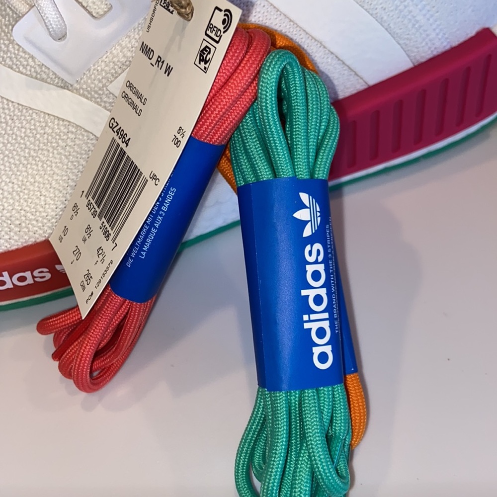 adidas Originals Women's NMD_r1's sneaker - Picture 4 of 12